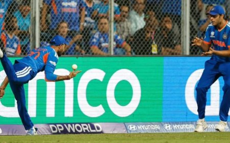 Watch: सेमीफाइनल में अक्षर पटेल ने लपका 'कैच ऑफ ट टूर्नामेंट'! रहा भारत की जीत का टर्निंग प्वाइंट; देखें वीडियो