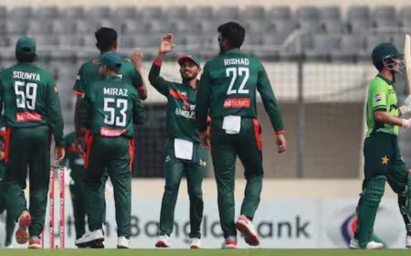 पहला वनडे बुरी तरह हारा पाकिस्तान, बांग्लादेश ने 8 विकेट से बुरी तरह रौंदा