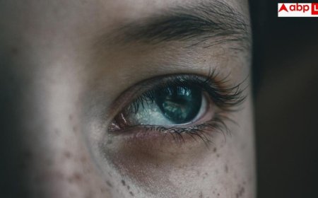 Liver Cancer Symptoms:आंखों में दिखें ये लक्षण तो तुरंत भागें डॉक्टर के पास, वरना लिवर में हो जाएगा कैंसर
