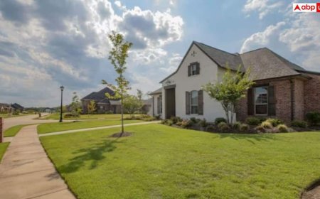 Real Estate Trend: युवाओं ने बदला रियल एस्टेट ट्रेंड, कम उम्र में घर खरीद रहे युवा; जानिए विशेषज्ञों की राय