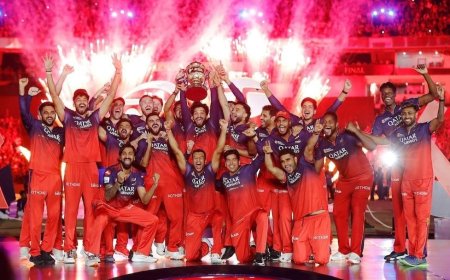 IPL 2026: विराट कोहली नहीं ये खिलाड़ी बना RCB का कप्तान, दिनेश कार्तिक ने चुनी ऑल-टाइम प्लेइंग 11