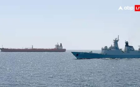 स्ट्रेट ऑफ होर्मुज में फंसे हैं भारत के 22 जहाज, एलपीजी समेत क्या-क्या रुका? शिपिंग मिनिस्ट्री ने दिया अपडेट