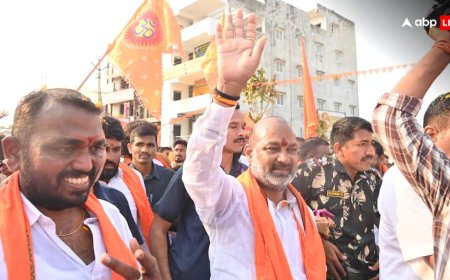 मधुमक्खियों के हमले से नहीं डिगा इरादा, बंडी संजय की पदयात्रा में ड्रोन से छत्ता टूटा, मंत्री ने जारी रखी यात्रा