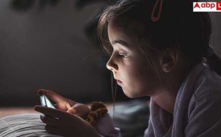 Smartphone Addiction In Kids: बच्चे को स्मार्ट फोन न दें तो रोने लगता है? पैरेंट्स को माननी चाहिए CM Yogi की ये सलाह