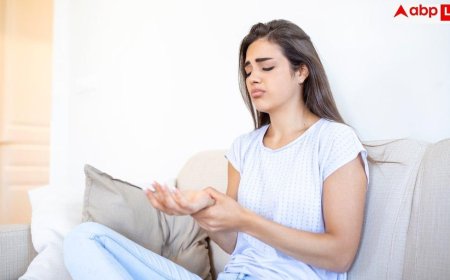 Signs Of Nerve Weakness: शरीर में दिख रहे ये संकेत तो समझ लें कमजोर हो रही हैं नसें, लक्षण दिखते ही भागें डॉक्टर के पास