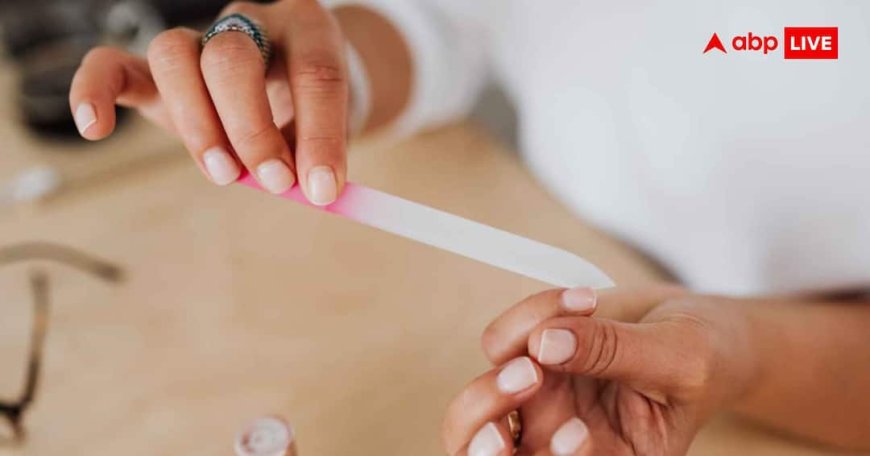 नाखून बता सकते हैं सेहत का राज, आयरन की कमी से लेकर फेफड़ों की बीमारी तक देते हैं ये संकेत