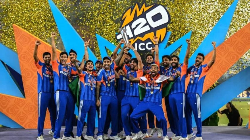 एक मंच पर भारत की 5 वर्ल्ड कप विजेता टीम, रोहित और सूर्यकुमार की टीम को भी मिला सम्मान