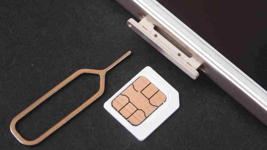 साइड से क्यों कटा हुआ होता है SIM कार्ड? जानिए क्या है इसके पीछे का राज