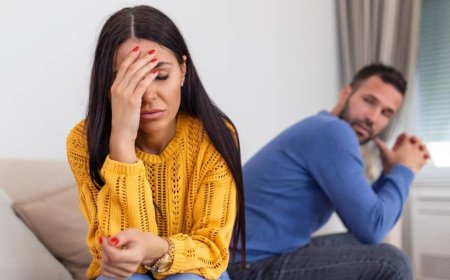 Relationship Breakup Stages: किस स्टेज पर अक्सर टूट जाते हैं रिश्ते, जानें रिलेशनशिप में कब आती है दरार?