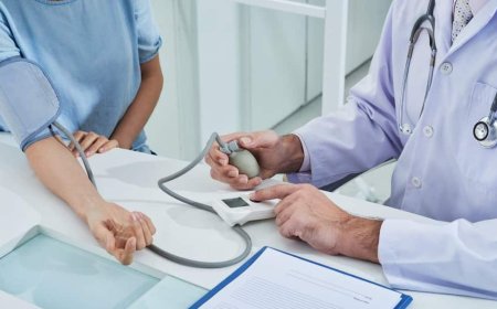 Health Tests In 30s: 30 की उम्र पार करते ही शरीर में पनप सकती हैं ये बीमारियां, भूलकर भी न टालें ये टेस्ट