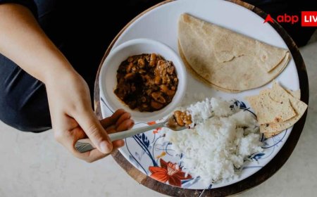 Roti or Rice Health Benefits: उत्तर भारत के लोग ज्यादातर रोटी खाते हैं लेकिन दक्षिण के चावल, जानें सेहत के लिए क्या है बेस्ट?
