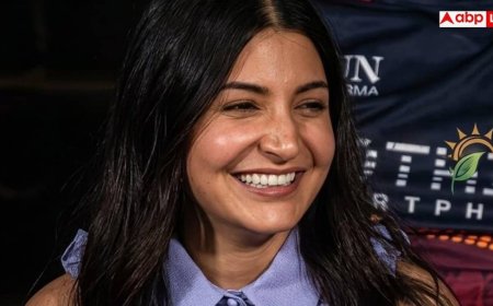 Anushka Sharma Outfit: ब्लू रफल्ड शर्ट और व्हाइट मैक्सी स्कर्ट में अनुष्का ने लूटी महफिल, बड़े काम आएंगे ये फैशन टिप्स