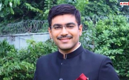 सपनों को सच करने का सफर, मनीष बंसल की IIT से IAS तक की कहानी; पत्नी भी हैं IAS