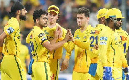MI vs CSK Highlights: मुंबई की IPL में सबसे बड़ी हार, चेन्नई ने वानखेड़े किया फतह, 103 रनों की जीत दर्ज कर रचा इतिहास