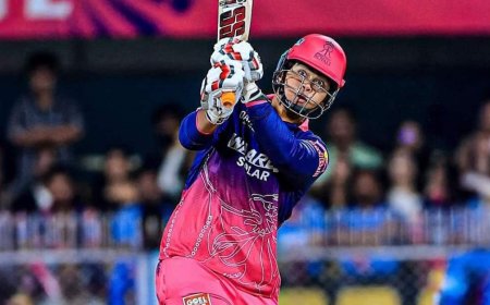 वैभव सूर्यवंशी ने 36 गेंद में शतक ठोक रचा इतिहास, IPL के इतिहास में कोई नहीं कर पाया ऐसा