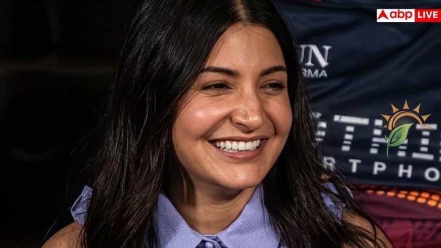 Anushka Sharma Outfit: ब्लू रफल्ड शर्ट और व्हाइट मैक्सी स्कर्ट में अनुष्का ने लूटी महफिल, बड़े काम आएंगे ये फैशन टिप्स