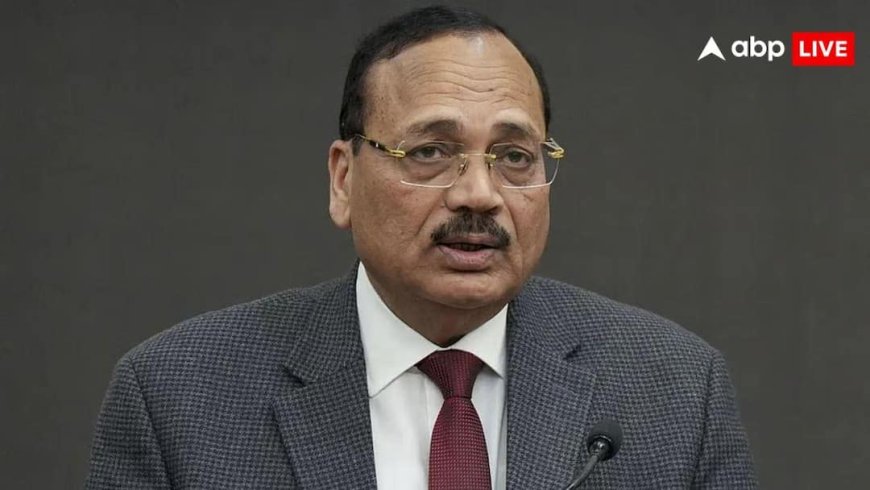 'अब ठग बंदूक से नहीं, मोबाइल से वार कर रहे..' देश में बढ़ते साइबर क्राइम पर CJI ने जताई चिंता