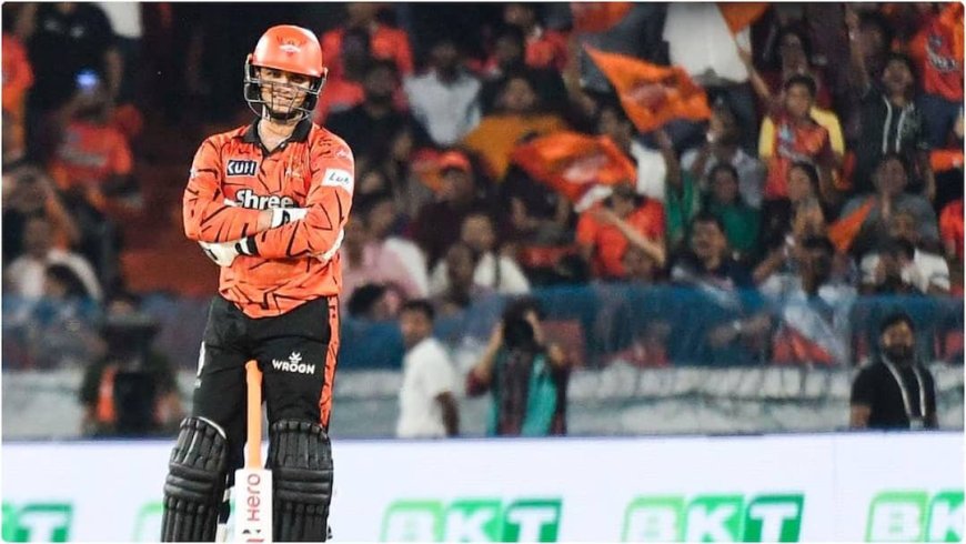 10 छक्के और 10 चौके, बाउंड्री से ही 'शतक' पूरा; दिल्ली के खिलाफ अभिषेक शर्मा ने तोड़े 5 बड़े रिकॉर्ड