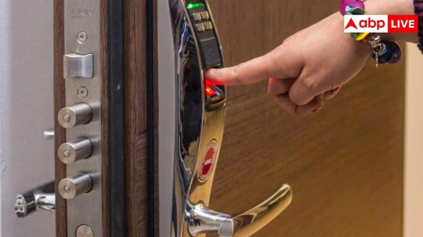 Smart home security gadgets: घर में अकेली रहती हैं आप तो आज ही लगवाएं ये स्मार्ट गैजेट्स, बिना इजाजत कोई नहीं कर पाएगा एंटर