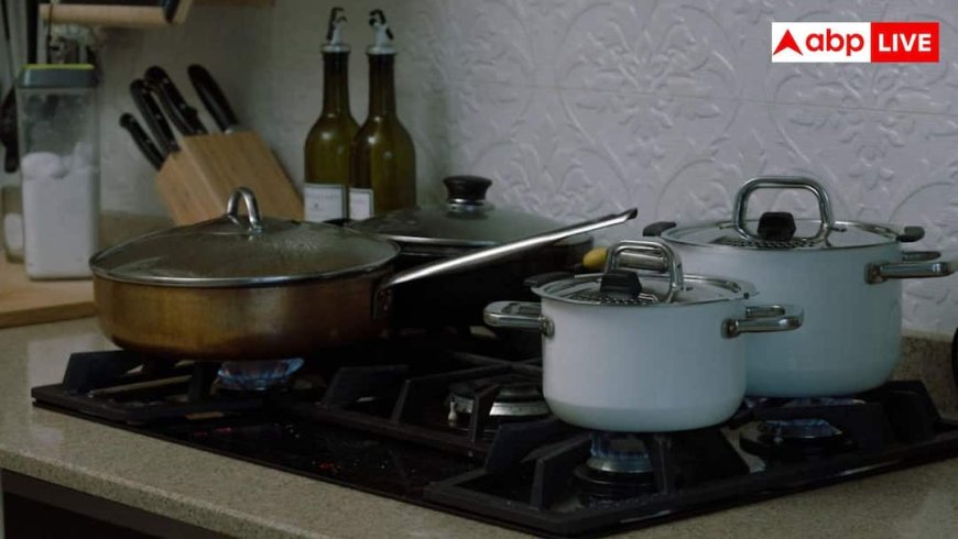 Kitchen Cancer Risk: किचन में रखी ये चीजें दे रही हैं कैंसर को न्योता, आज ही निकालकर फेंक दें बाहर