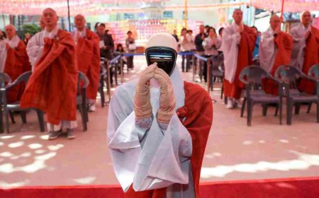 इस देश में आया दुनिया का पहला Robot Monk! अब रोबोट भी करेगा भक्ति और ध्यान