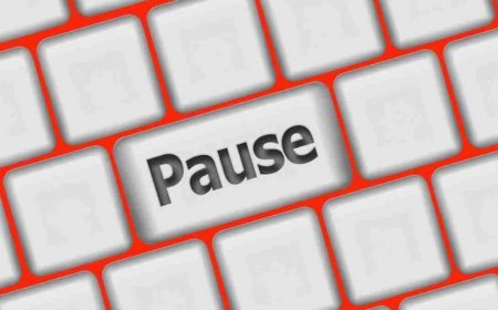 Keyboard का सबसे रहस्यमयी बटन! जानिए ‘Pause Break’ दबाने से क्या होता है? 99% लोग आज तक नहीं जानते इसका असली काम