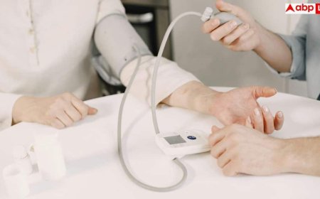 High Blood Pressure: हाई बीपी और डायबिटीज बन रहे साइलेंट किलर, शरीर के इन 5 लक्षणों को भूलकर भी न करें इग्नोर
