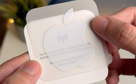 Apple ने आखिर क्यों बंद किए iPhone Box में आने वाले Free Stickers? सामने आई असली वजह
