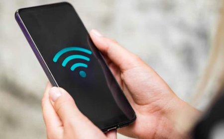 WiFi Slow होने की असली वजह आई सामने! कहीं पड़ोसी तो चोरी-छिपे नहीं चला रहे आपका इंटरनेट? तुरंत बदलें राउटर की ये सीक्रेट सेटिंग्स