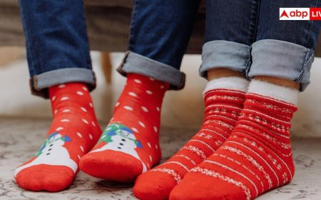 Easy Way To Remove Sock Odor: सुबह पहने और शाम तक आने लगती है मोजों से बदबू, ये ट्रिक आएगी आपके काम