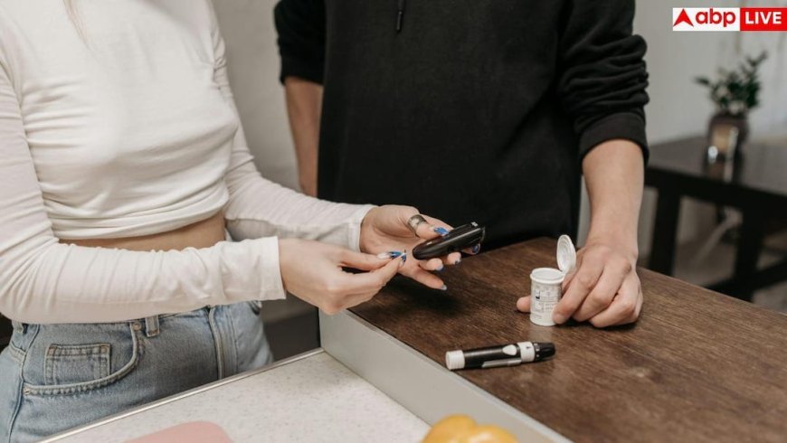 Diabetes Prevention Tips: फीकी चाय पीकर खुद को सेफ समझने वाले सावधान, आपकी ये 3 आदतें दे रही हैं डायबिटीज को दावत