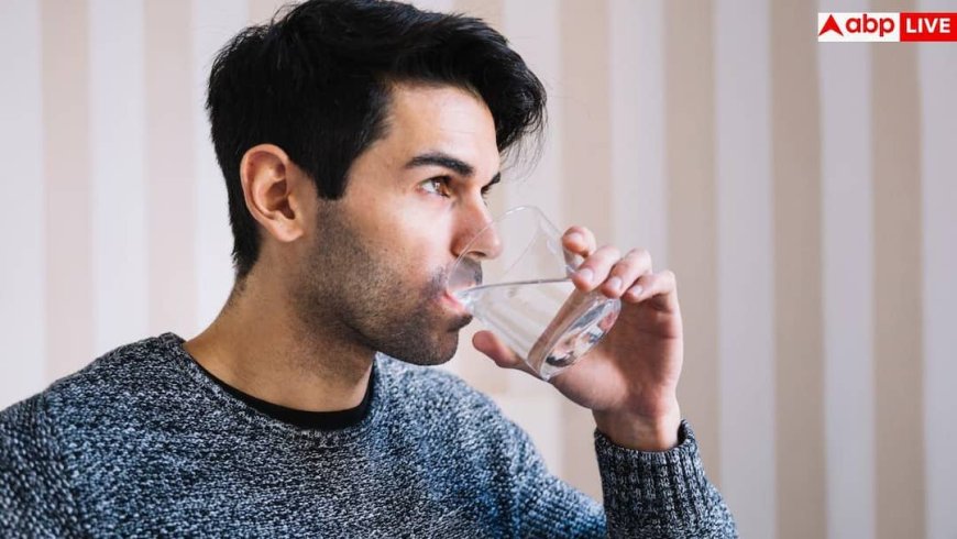 Cold Water Side Effects: गर्मी में बार-बार ठंडा पीने की आदत कर देगी बीमार, इन स्मार्ट तरीकों से अपने शरीर को बनाएं बेवकूफ