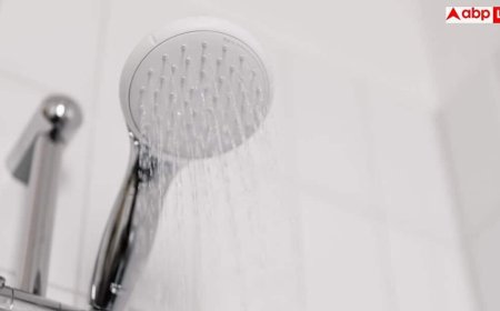 Low Shower Water Pressure: प्लंबर को बुलाने से पहले ये जुगाड़ करके देखें, एकदम ठीक चलने लगेगा शॉवर