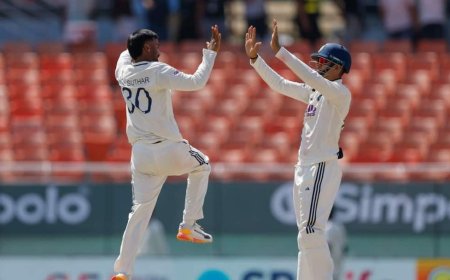 कितने अमीर हैं मानव सुथार, BCCI से कितनी सैलरी मिलती है? IPL से करते हैं लाखों की कमाई