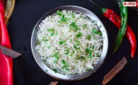 Rice Breakfast Recipes: रात को बचे चावल से बना सकते हैं बेहतरीन नाश्ता, उंगलियां चाट-चाटकर खाएंगे बच्चे