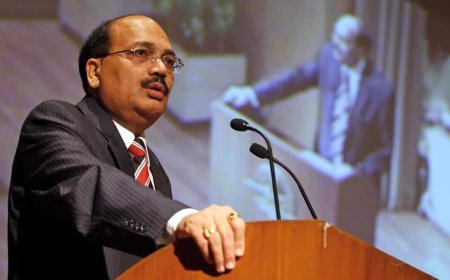 मॉस्को पहुंचे CJI सूर्यकांत, भारत और रूस के सुप्रीम कोर्ट के बीच हुई डील, जानें इसका क्या होगा फायदा?