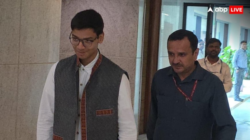 17 साल के सार्थक सिद्धांत ने CBSE के OSM प्रक्रिया में खोजी कई खामियां, संसदीय समिति के सामने दिया प्रेजेंटेशन
