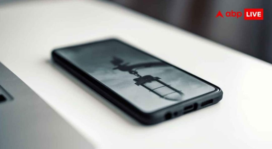 Mobile Phone Overheating Causes: यूज करते हुए बार-बार हीट होता है मोबाइल फोन? आज ही अपना लें ये उपाय, कभी नहीं आएगी दिक्कत
