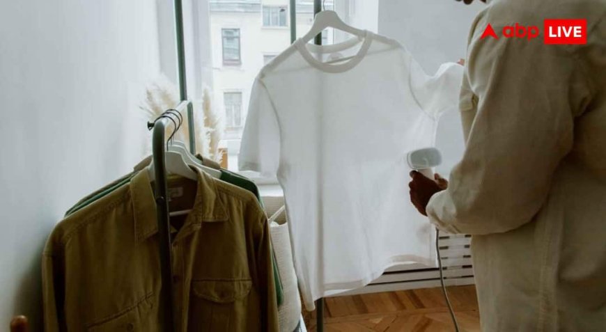 Washing White Clothes Tips : सफेद शर्ट पर लग गया है दूसरे कपड़े का रंग, मिनटों में ऐसे हो जाएगा साफ