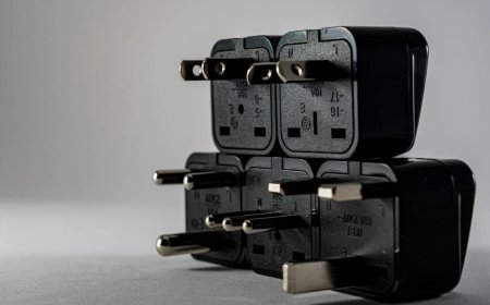 एक छोटी सी गलती से बढ़ सकता है शॉर्ट सर्किट का खतरा! जानें कैसे Smart Plug बढ़ा देता है लोगों की मुसीबत