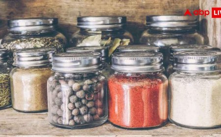 Kitchen Spices Safety Tips :किचन के मसालों का रंग बदल गया? ऐसे पहचानें इस्तेमाल करना सुरक्षित है या नहीं