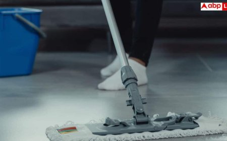 Mopping Tips: पोछा लगाने के बाद भी नहीं महकता घर? पानी की बाल्टी में डालें ये चीज, आ जाएगी खुशबू
