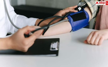 Regular Health Checkup: क्या आप भी बीमार होने पर ही जाते हैं डॉक्टर के पास? जान लें रेगुलर हेल्थ चेकअप के फायदे