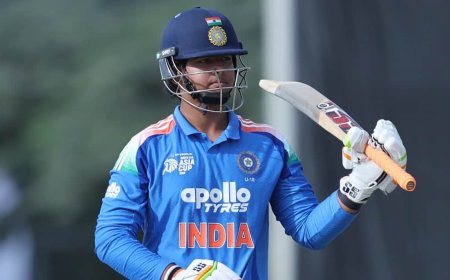 तीसरे टी20 में वैभव सूर्यवंशी ने जड़ा अर्धशतक, दौड़कर बना डाले इतने रन