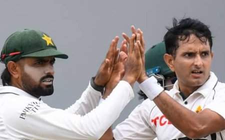 ICC ने पाकिस्तान के दो गेंदबाजों पर कसा शिकंजा, वेनियम तोड़ने पर मिली सजा