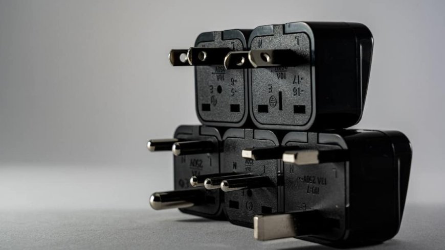 एक छोटी सी गलती से बढ़ सकता है शॉर्ट सर्किट का खतरा! जानें कैसे Smart Plug बढ़ा देता है लोगों की मुसीबत