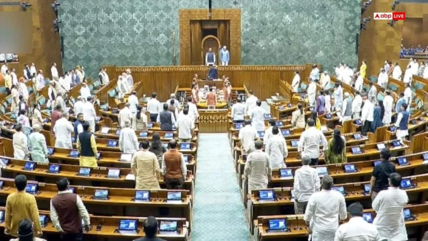 TMC के बागी सांसदों को सर्वदलीय बैठक में बुलाने पर भड़का विपक्ष, पहले किया वॉकआउट, फिर हुआ शामिल