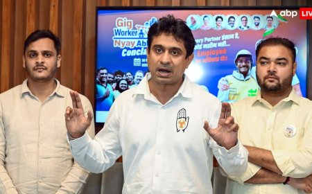 छात्रों पर दर्ज FIR को लेकर IYC ने निकाला मार्च, अमित शाह पर निशाना