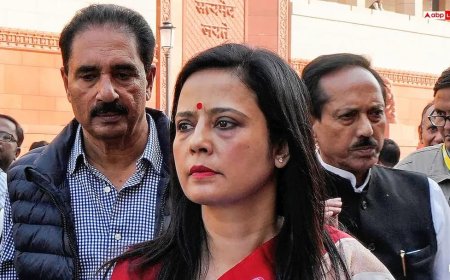 सर्किट हाउस खाली कराने पर भड़की महुआ मोइत्रा, ओम बिरला को नोटिस