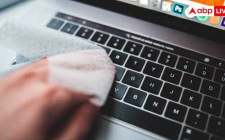 Laptop का Keyboard साफ करते समय न करें ये गलती, हो सकता है नुकसान